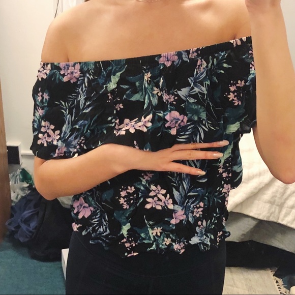 Floral Off Shoulder Top - Picture 2 of 7
